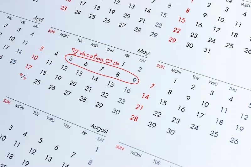 Calendar with vacation dates circled in red